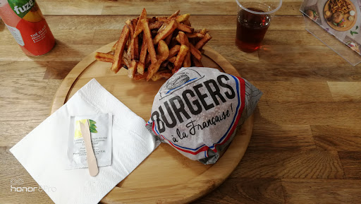 Photo 1 - Signature’s Burgers