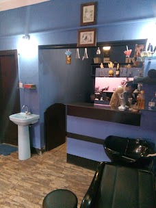 Clip & Trim Hair & Beauty Studio peshawar