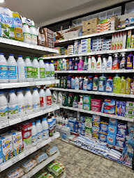 Photo n°24 de Azl Rapid'Market à Les Clayes-sous-Bois (Supérette)