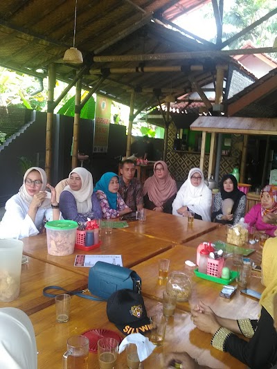 Photos of Lesehan Saung Bitoenk