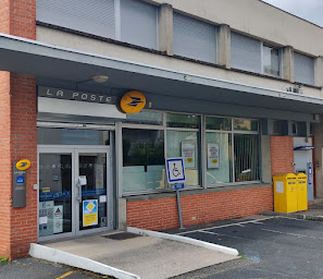 Photo n°2 de La Banque Postale à Saint-Juéry (Banque d'épargne)