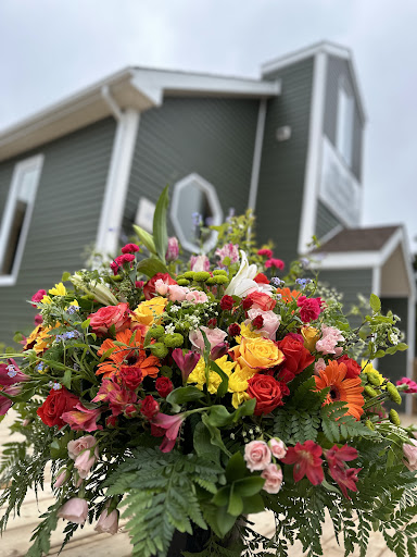 Newfoundland Floral Design - Thumbnail