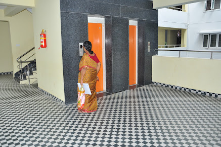 Af1qipmftemljp9u4fsxo Uherta8igcvrx1dulk Amz=s437 K No