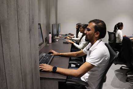 Af1qipmftwu6ooniayyvog2 8 Ixqmz2y Evlyqvrg8j=s435 K No