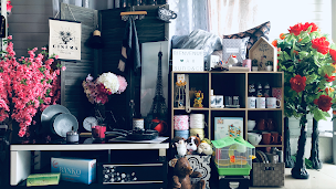 Photo n°2 de Sun Deco à Condé-sur-Sarthe (Magasin de jouets)