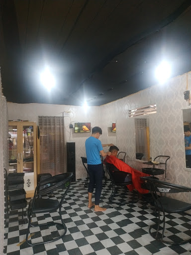 Agista salon
