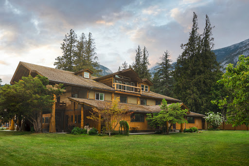Bella Coola Mountain Lodge