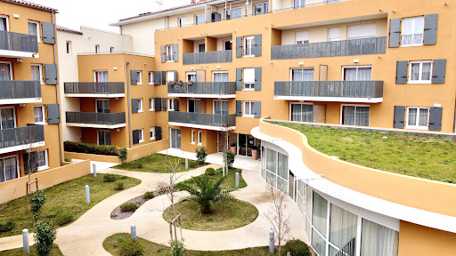 Photo de Résidence Service Seniors Villa Sully Uzès à Montaren (30700)