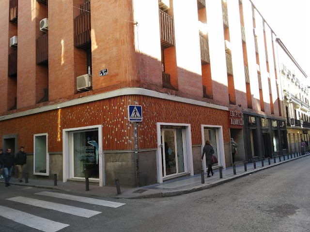 Bikram Yoga Center - Barquillo