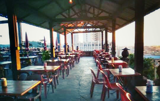 Cafe Cabuci ( Cafe Bukit Cinta )