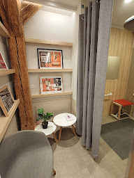 Photo n°7 de Damart Saint-Germain-En-Laye à Saint-Germain-en-Laye (Magasin de vêtements pour femmes)