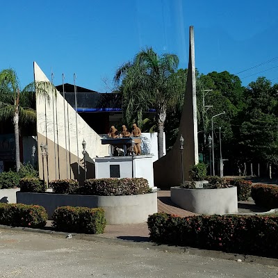 Photos of Maxi Pal&iacute;