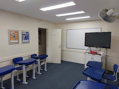 Fisk Curitiba (Água Verde) - Curso de Inglês e Espanhol