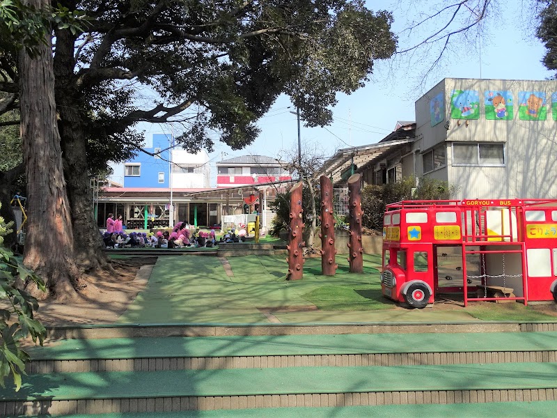 御霊神社幼児園