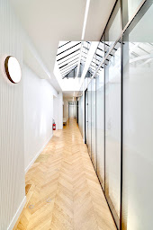 Photo n°4 de Dr Christelle Carvalho - Parodontologie Paris 04 - Soins des Gencives à Paris (Dentiste)