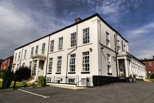 Nursing home in Salford: True Peace of Mind