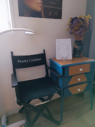 Photo n°11 de Beauty Coulisse&Clinique du Cheveu à Guesnain (Magasin de perruques)