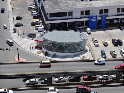 Photos of Estaci&oacute;n Pedro Mir, L2