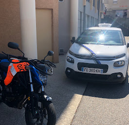 Photo n°15 de Chateau 9 Conduite Auto-Moto-Remorque Ecole à Châteauneuf-sur-Isère (Moto-école)