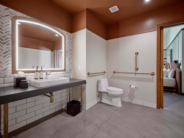 Detroit Foundation Hotel by null