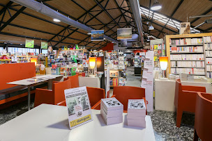 Photo n°37 de Dialogues Morlaix à Morlaix (Librairie)