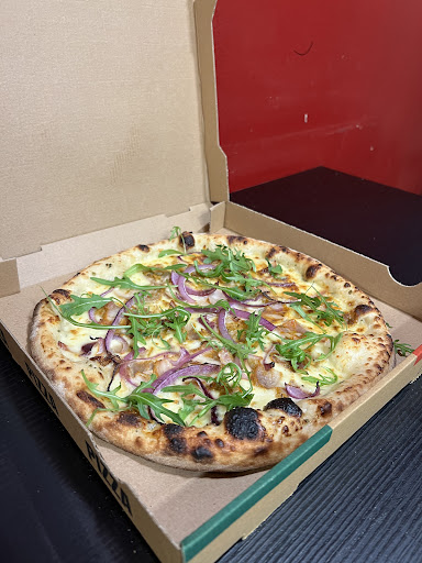 Photo 2 - bella pizza saint mariens