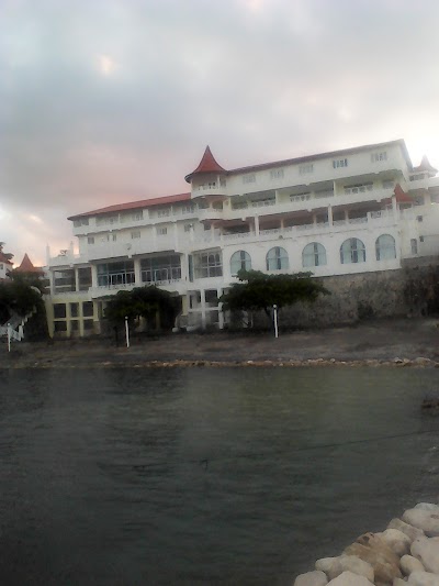 Photos of Robins Bay Village & Beach Resort St. Mary