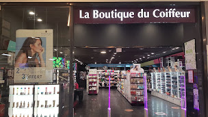 Photo n°1 de La Boutique du Coiffeur à Villeneuve-la-Garenne (Boutique de santé et beauté)