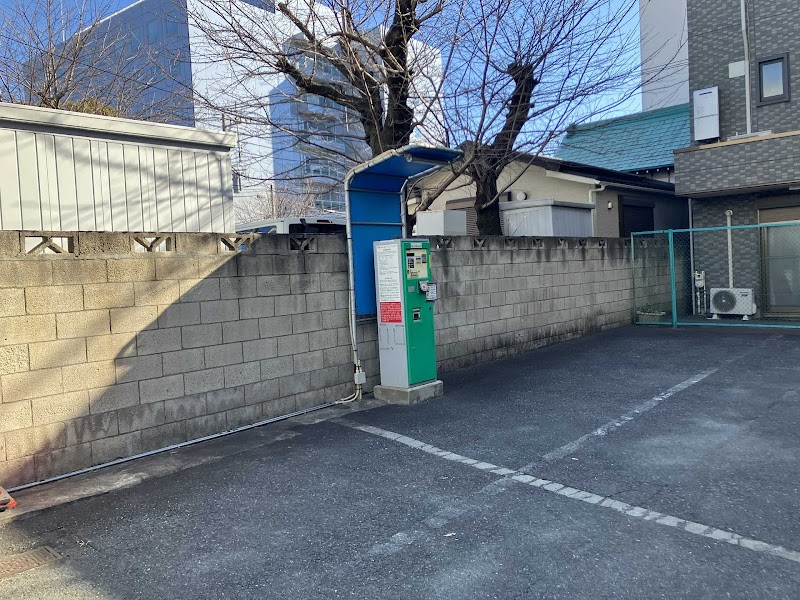 NPC24H東神奈川パーキング