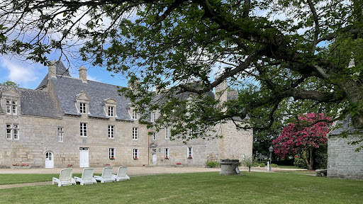 Photo de Manoir de Keraouel à Plounévez-Lochrist (29430)