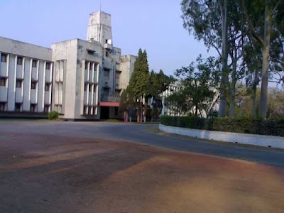 Photos of Rajshahi University Admin Building-1