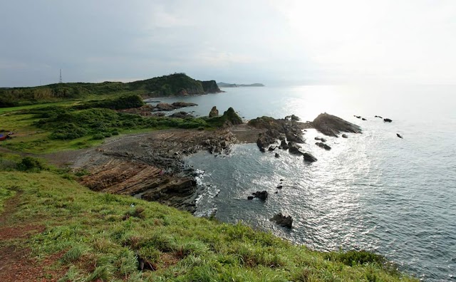 Bai Tu Long Bay