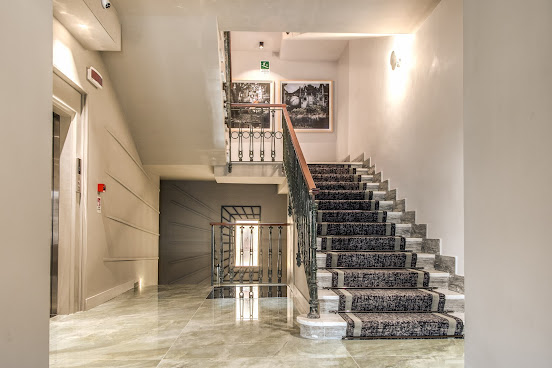 Hotel 77 Seventy Seven by null