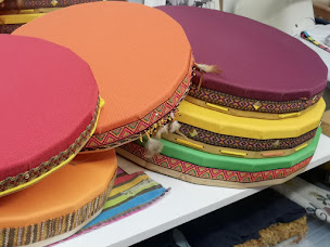 Photo n°9 de Tambours chamaniques Tambours des 3 mondes à Mazamet (Magasin d'instruments de percussion)