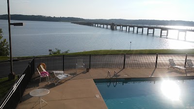 Photos of Magnuson Hotel on the Lake Clarksville