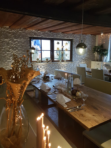 BayerischerHof - Visual