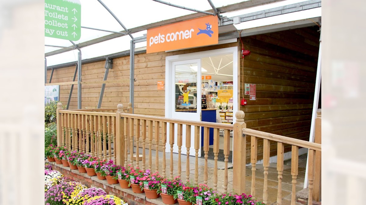 Pets Corner Rake store