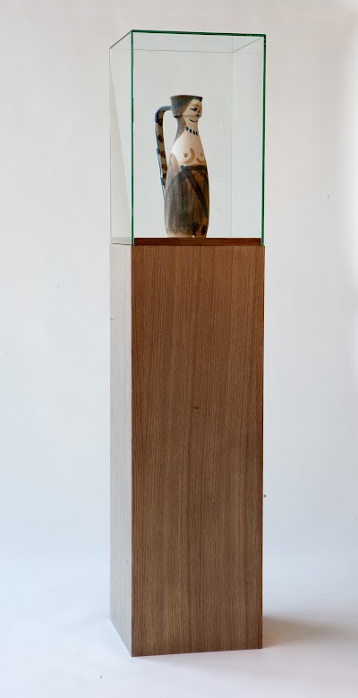 Photos of Kokerbeck art and frames