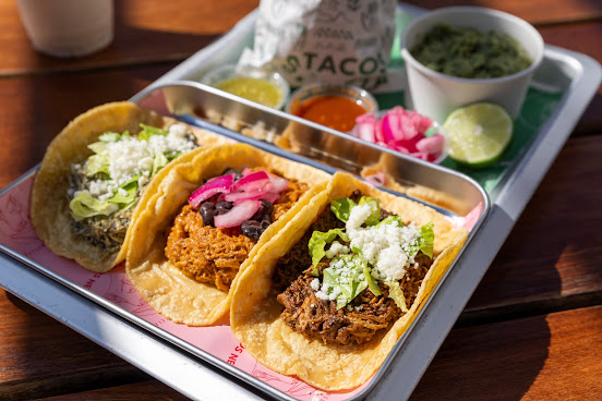 Tacos Neza Hollywood by null