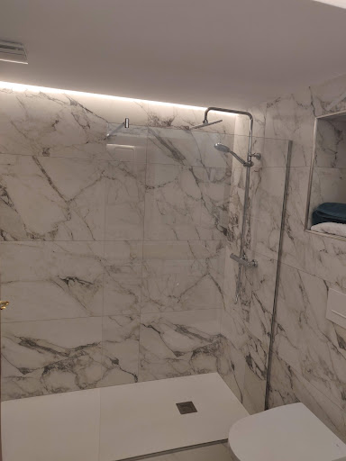 Construcciones y Reformas Enjuanes Gallery - Spain