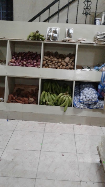 Photos of Super mercado el nuevo refugio