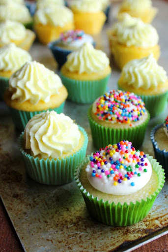 Dee cupcakes - Thumbnail