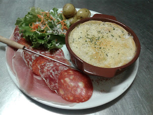 Photo n°38 de Chez Mozzart Est La à Varennes-en-Argonne (Pizzeria)