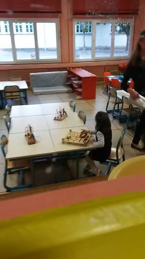 Primary School De La Gare