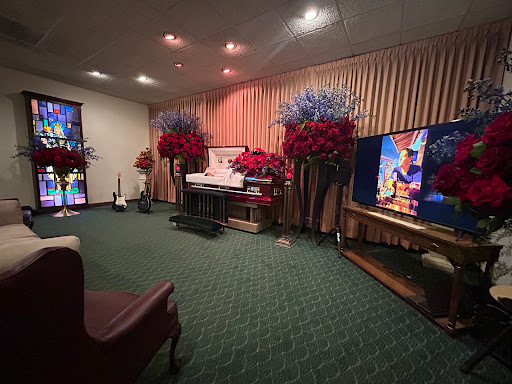 Szykowny funeral home ltd - Thumbnail
