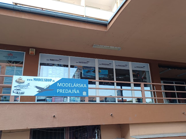 Zámocká 1, 901 01 Malacky