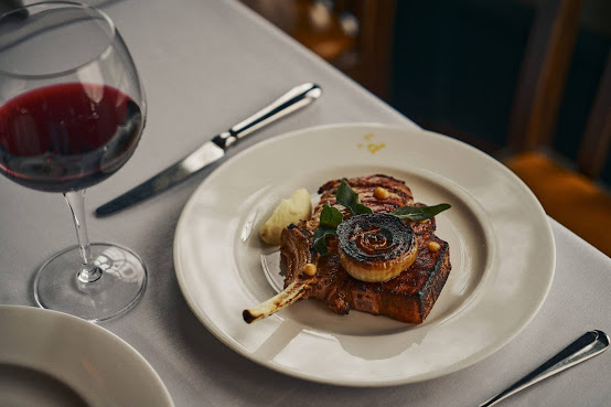 Parker's Tavern by null