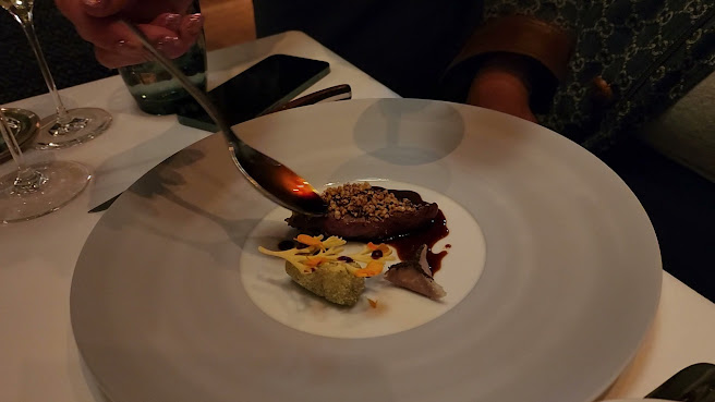 La Rôtisserie by null