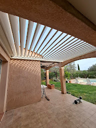 Photo n°2 de Polyclose à Draguignan (Magasin de stores et de rideaux)