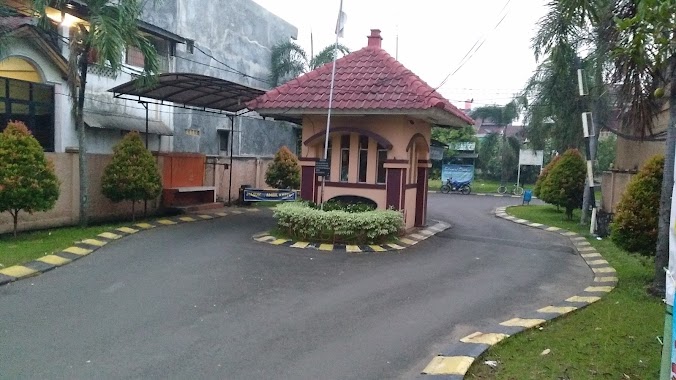 Duta Bintaro Tampak Siring, Author: Ridho Fahrorozi